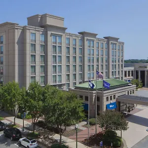 Hilton Garden Virginia Town Center *** Virginia Beach